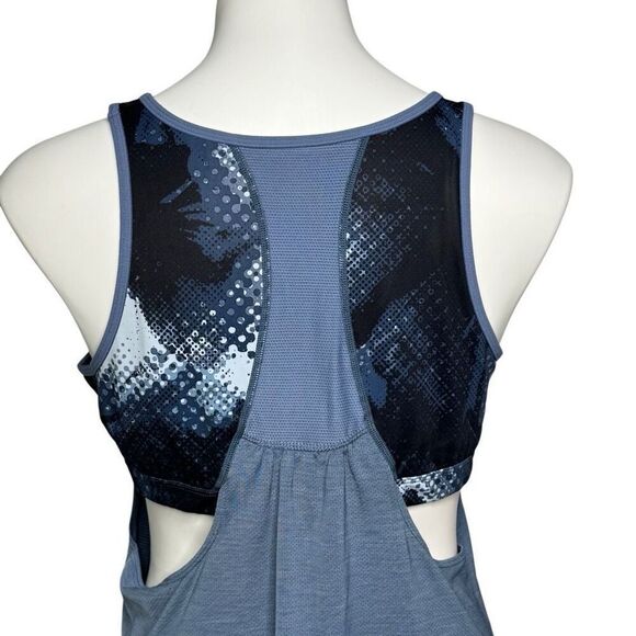 Athleta blue abstract pattern supercharged tank top with built in bra size XL - Picture 8 of 13